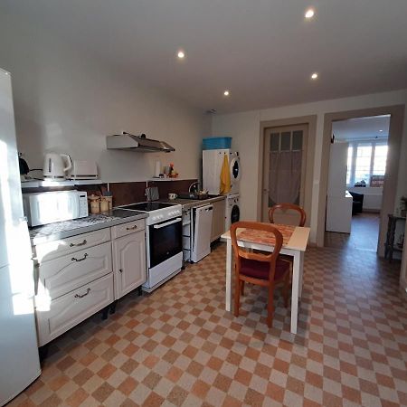 Le Plain Pied Sur Place Le Mêle-sur-Sarthe Exterior foto