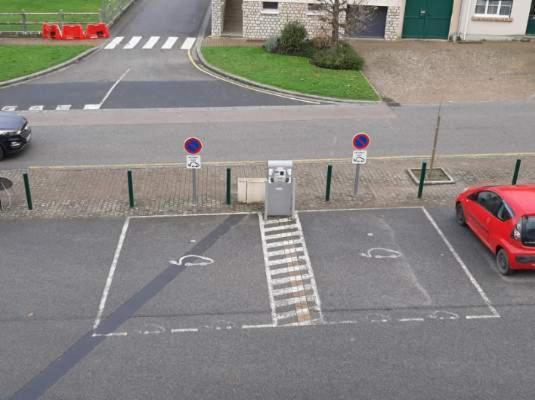Le Plain Pied Sur Place Le Mêle-sur-Sarthe Exterior foto